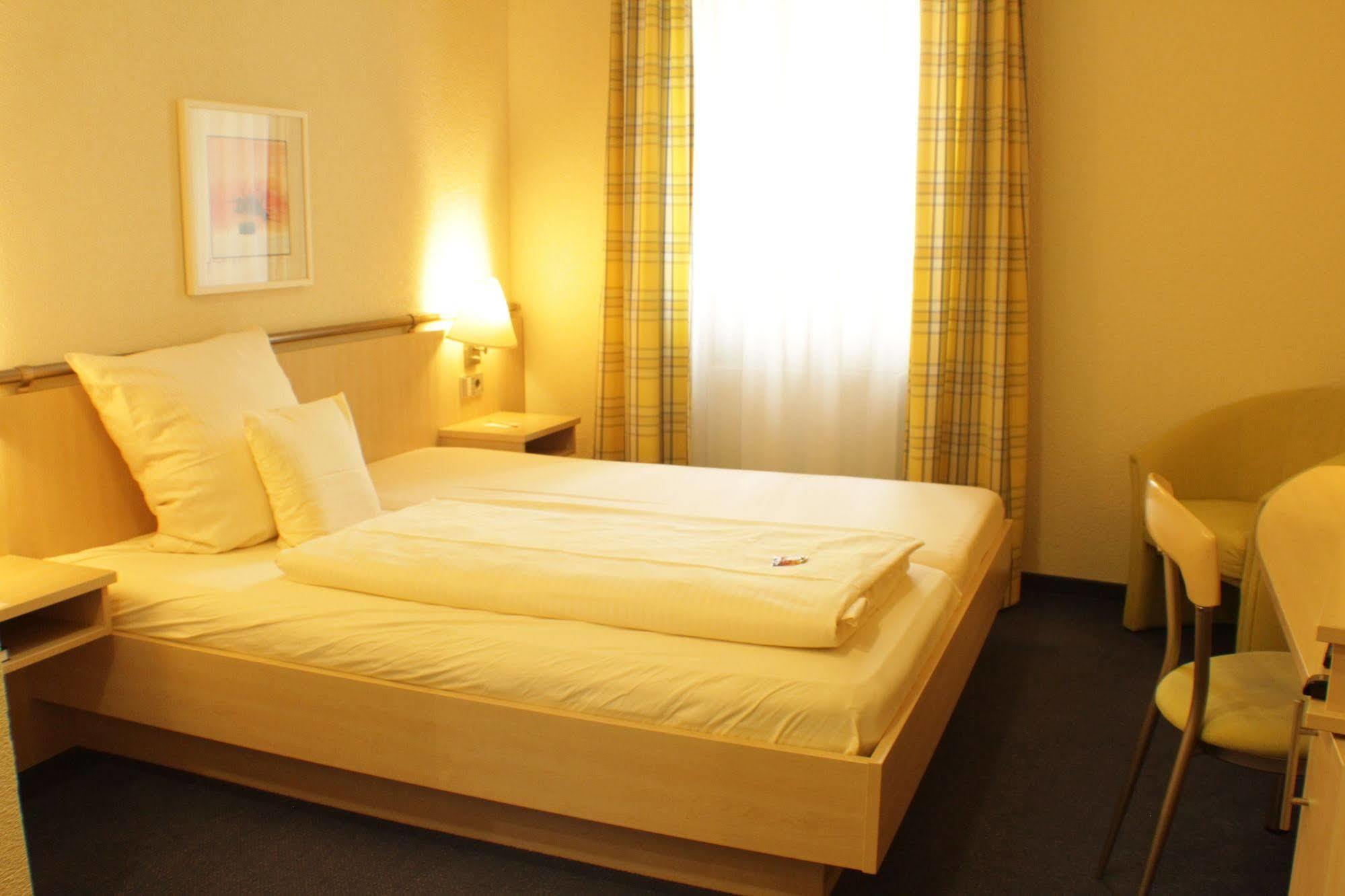 Living & Serviced Apartments By Blauer Wolf Gunzenhausen Dış mekan fotoğraf